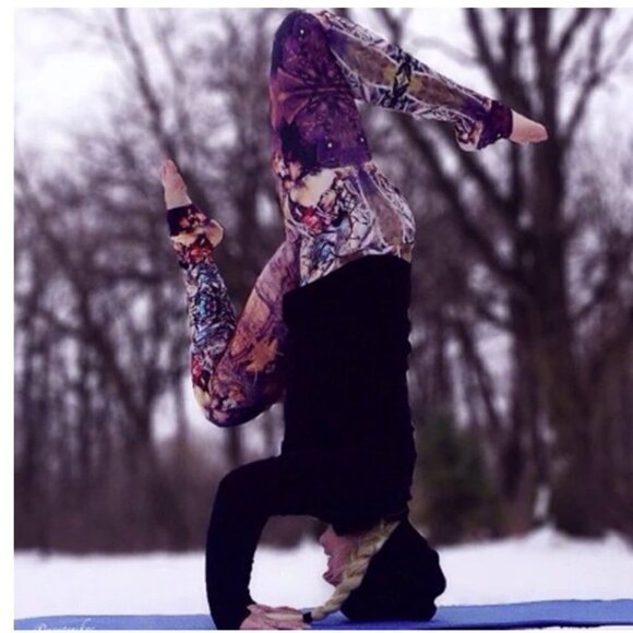 ALTAR EGO Spanish Dancer at the Moulin Rouge Legging - Picture 7 of 9